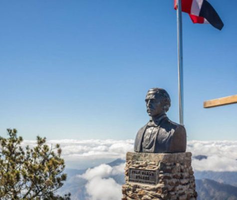  Desafiando alturas: pasos cruciales para conquistar el Pico Duarte